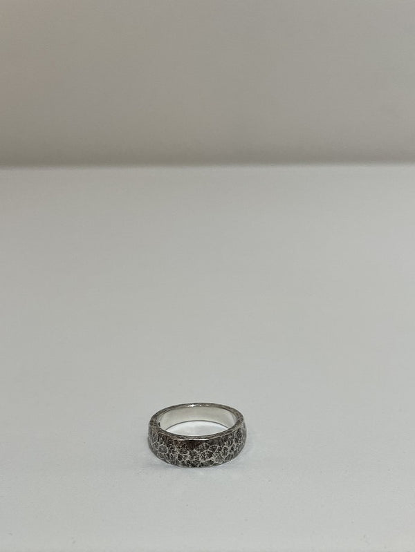 OLIVIER JEWELLERY / BEATEN RING