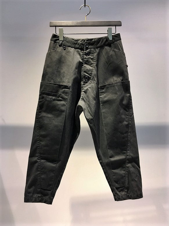 UMIT UNAL / CROPPED DROP CROTCH TROUSERS / CHARCOAL