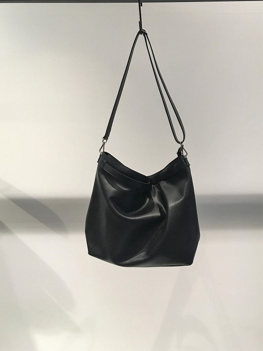 TRAKATAN / ONE SHOULDER TOTE BAG / BLACK