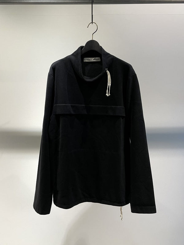 SYNGMAN CUCALA / HIGH NECK PULLOVER / BLACK