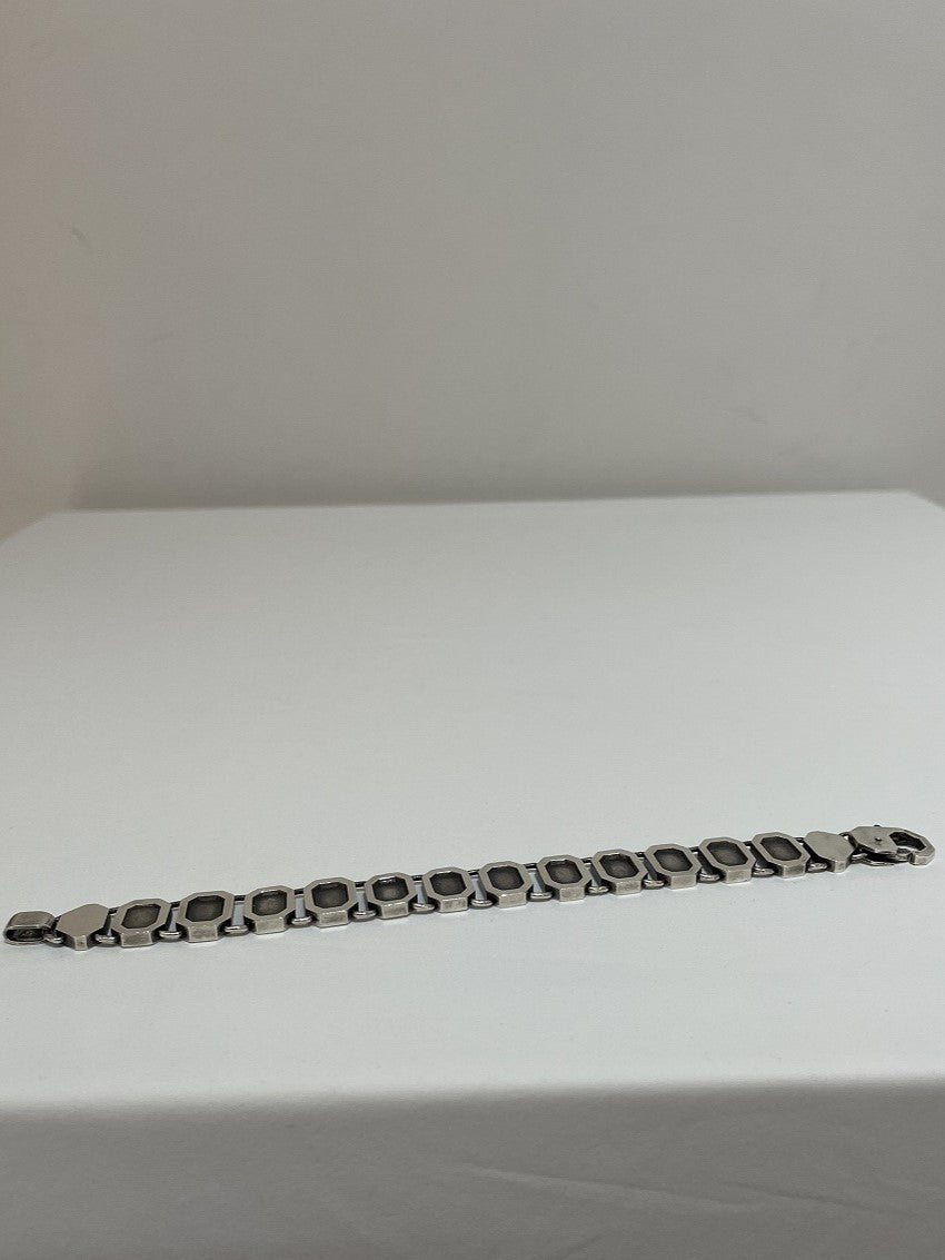 OLIVIER JEWELLERY / PORTRAIT RECESS BRACELET