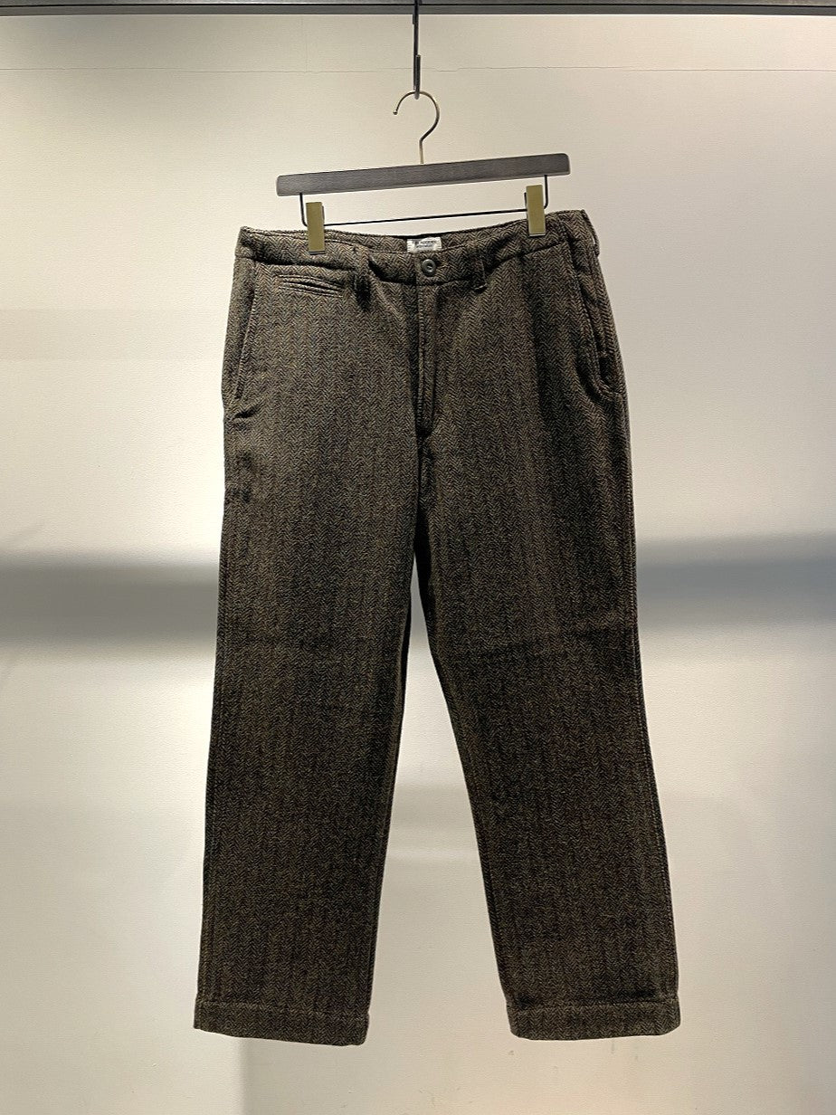 ROY ROGER'S / CHINO ADRIAN HERRINGBONE / BROWN