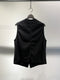 SYNGMAN CUCALA / STITHED VEST / BLACK