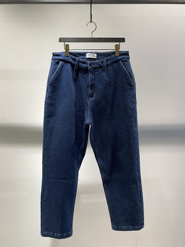 BASK IN THE SUN / TAPERED PANTS / DENIM
