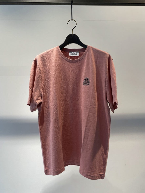 BASK IN THE SUN / T-SHIRT TO THE SEA / FLAMINGO