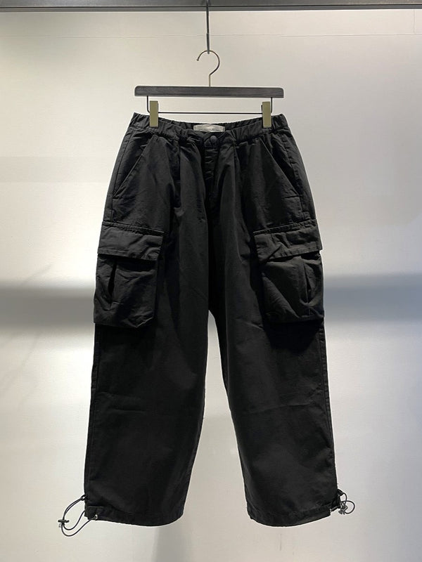 STAY HUMAN ON EARTH / CARGO PANTS / BLACK