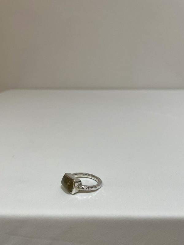 BY JEWELLER / SIGNET RING + RUTILE QUARTZ / SILVER