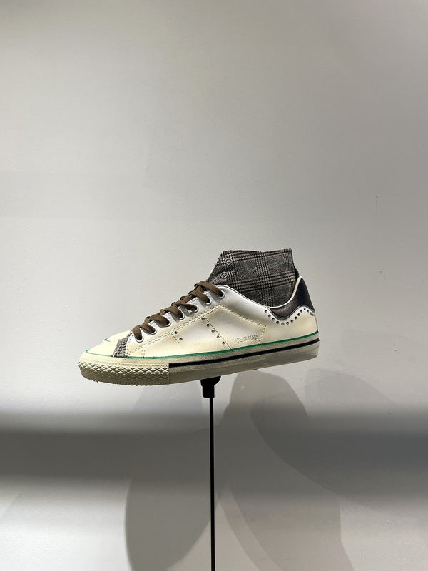 HIDNANDER / STARLESS