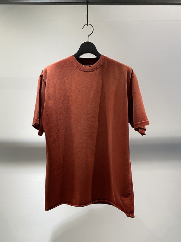 STAY HUMAN ON EARTH / SUN BURN T-SHIRTS / CHILI