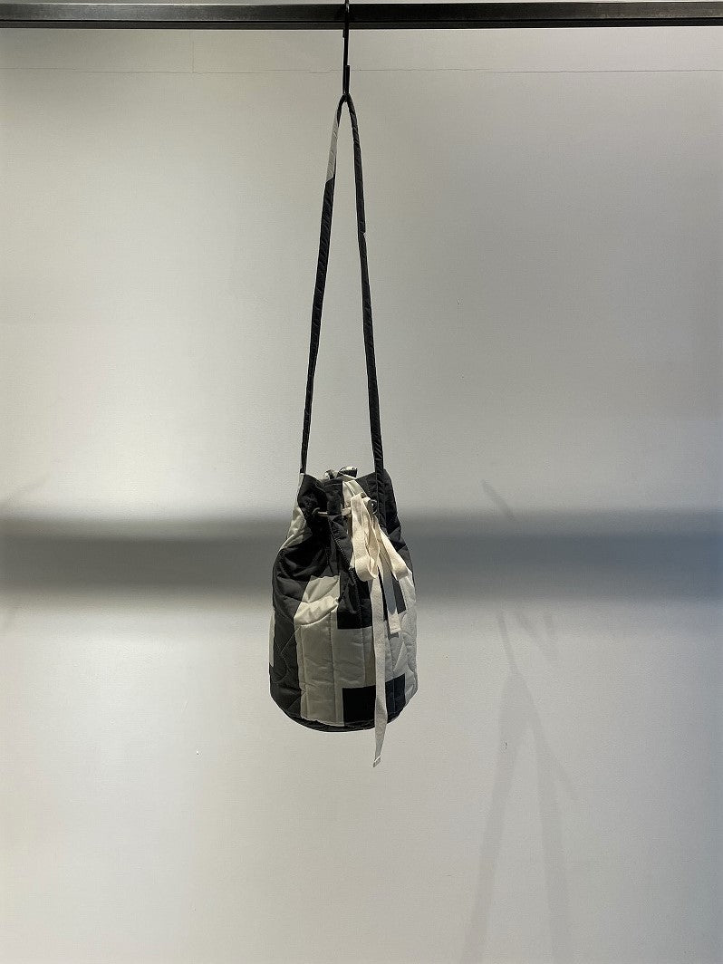 【新品】RAINMAKER / QUILTED KINCHAKU BAG RAINMAKER / QUILTED KINCHAKU BAG / ZEN-GARDEN – Inefficient