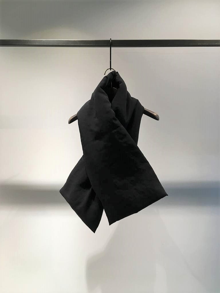 RAINMAKER / PADDED MUFFLER / BLACK