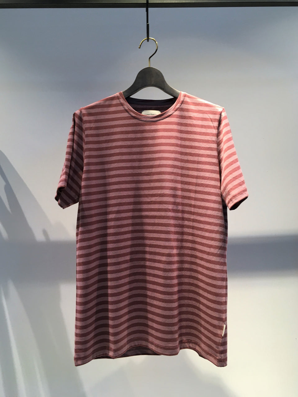 OLIVER SPENCER / CONDUIT TEE / RASPBERRY PINK